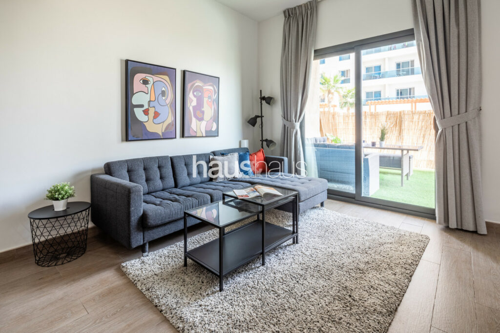 Spacious Balcony | Fully Furnished | Cosy