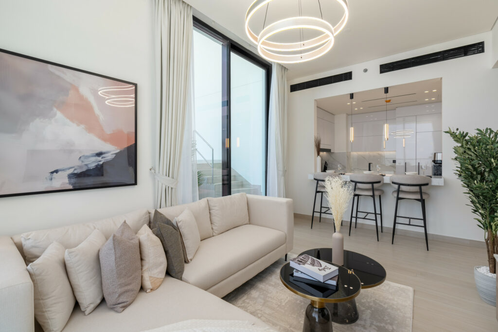 Beautiful Skyline View | Private Pool | Brand New