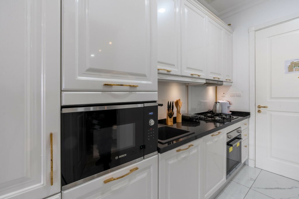 Next to Dubai Miracle Garden | Chic Studio