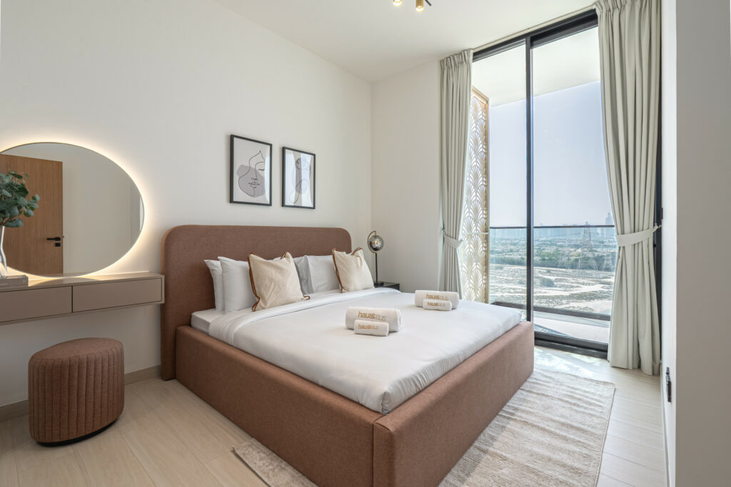 Panoramic Skyline View | Private Pool | Deluxe