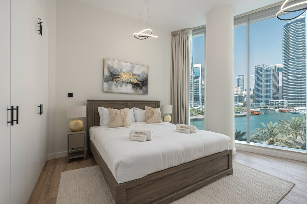 Upgraded | Scenic Marina View | Delightful