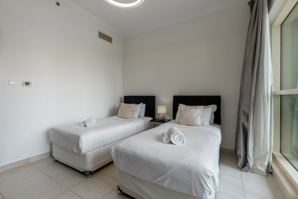 Great Marina View| Vibrant Escape | Waterfront