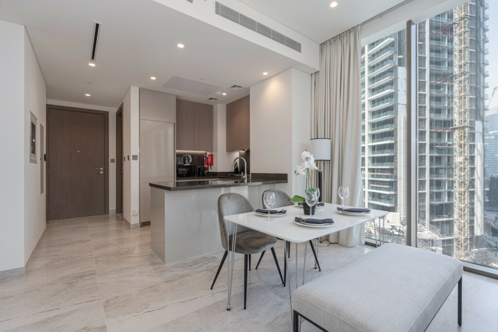 Brand New | Urban Retreat | Scenic Canal View