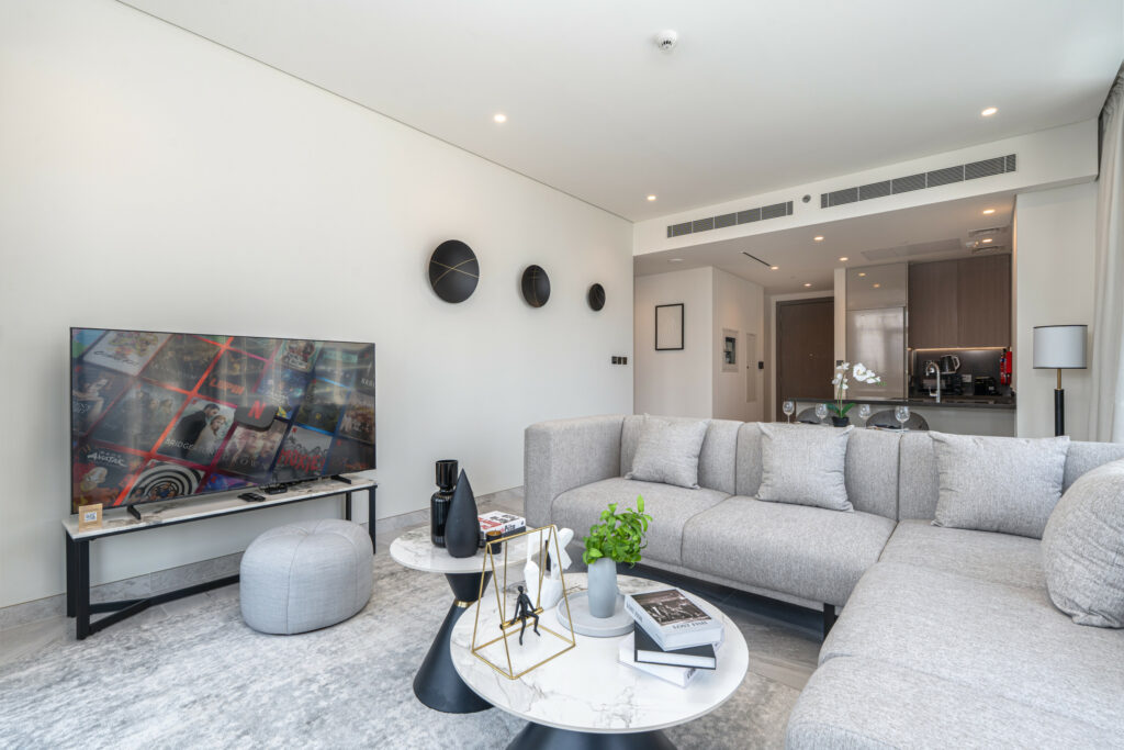 Brand New | Urban Retreat | Scenic Canal View