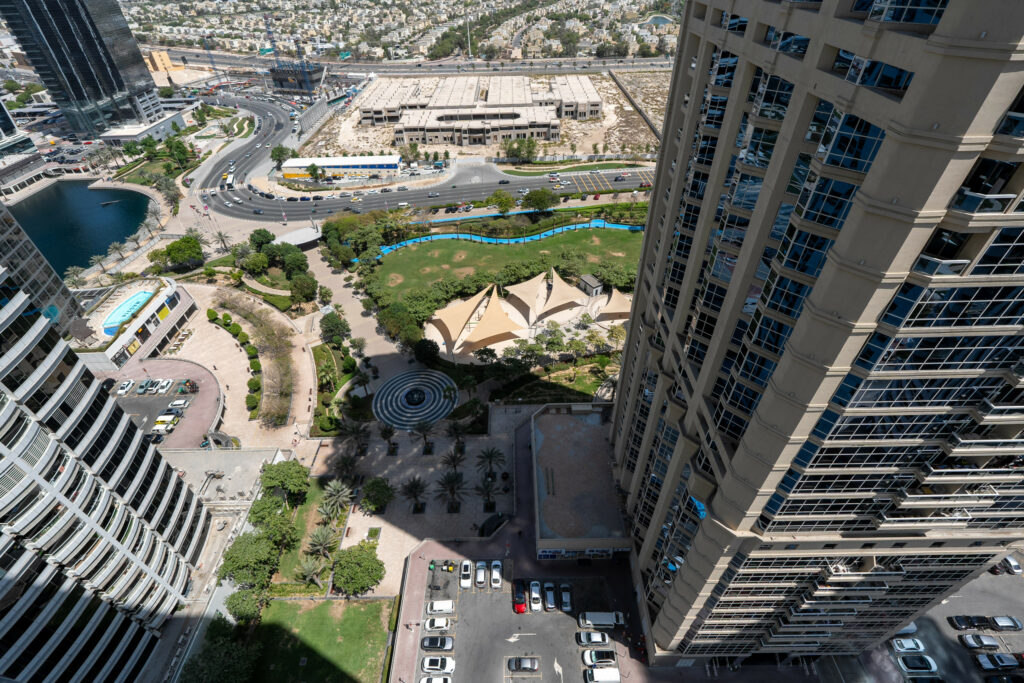 Cosy Studio | Dubai Skyline View | Near Metro