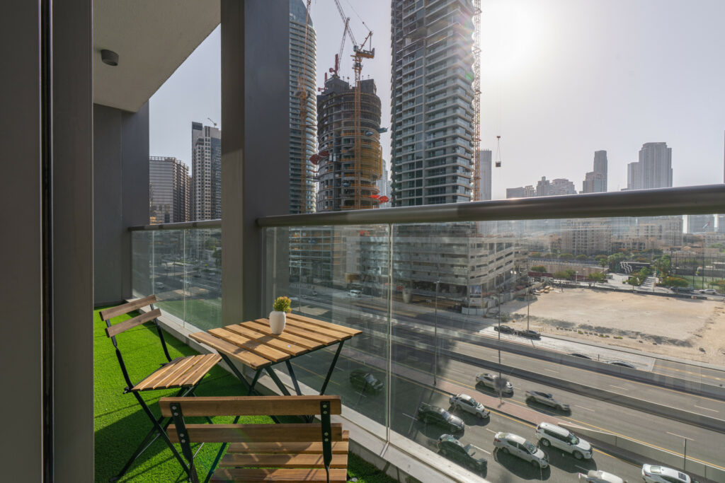 Burj Khalifa View | Contemporary 1BR | Central