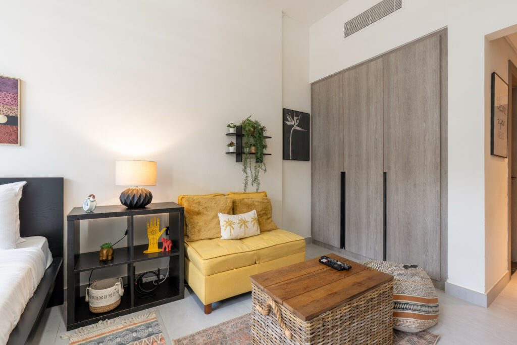 Vibrant and Chic Studio | Accessible | Cosy