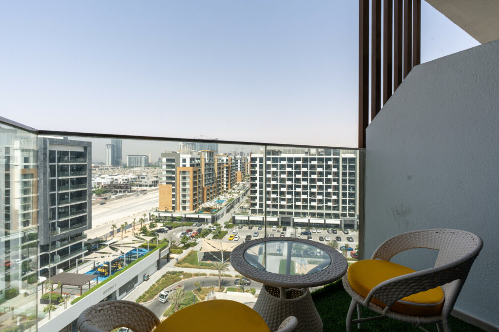 Contemporary Studio | Charming | Skate Park