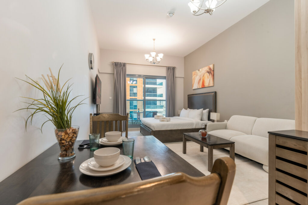 Spacious Studio | Business Hub | Cozy