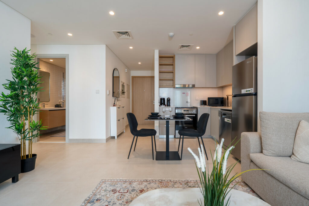 Scenic Creek Views | Near Park & Promenade