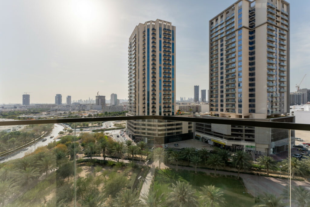 Charming Park View | Spacious 1BR | AKA Residence