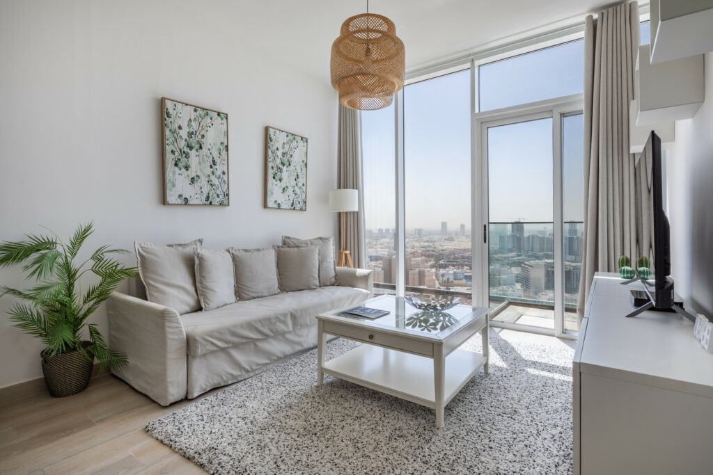 High Floor | Bright and Spacious | Cosy Vibes