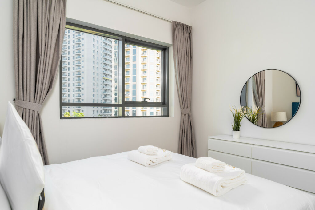 Peaceful Park View | Bright 1BR | RMT Residence