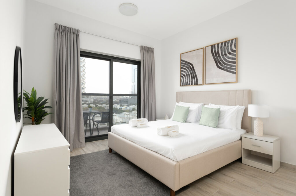 Contemporary | Bright | Lovely Park Views