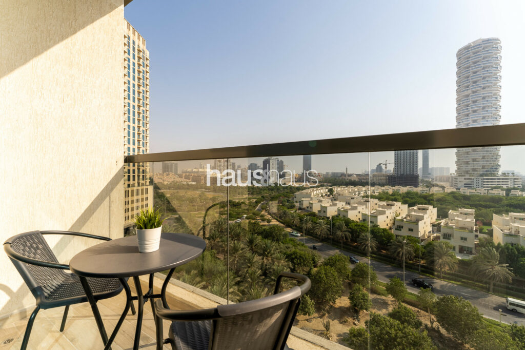 Vibrant 1BR | Park View | Modern Amenities