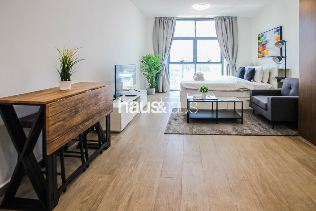 Spacious Studio | Well-connected Community