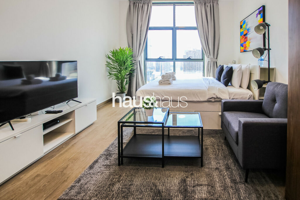 Spacious Studio | Well-connected Community