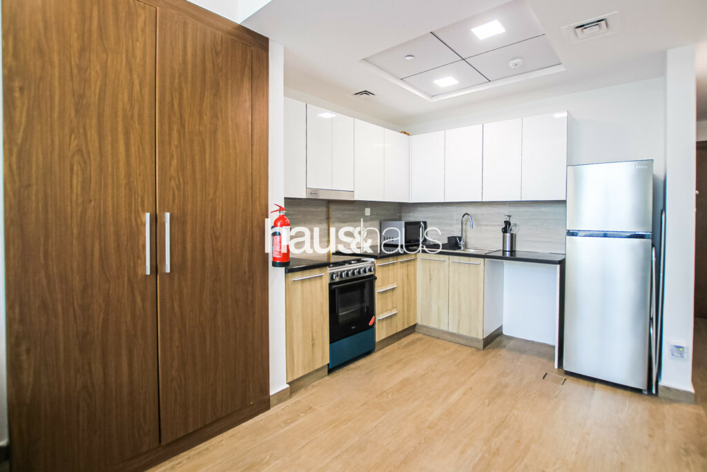 Spacious Studio | Well-connected Community