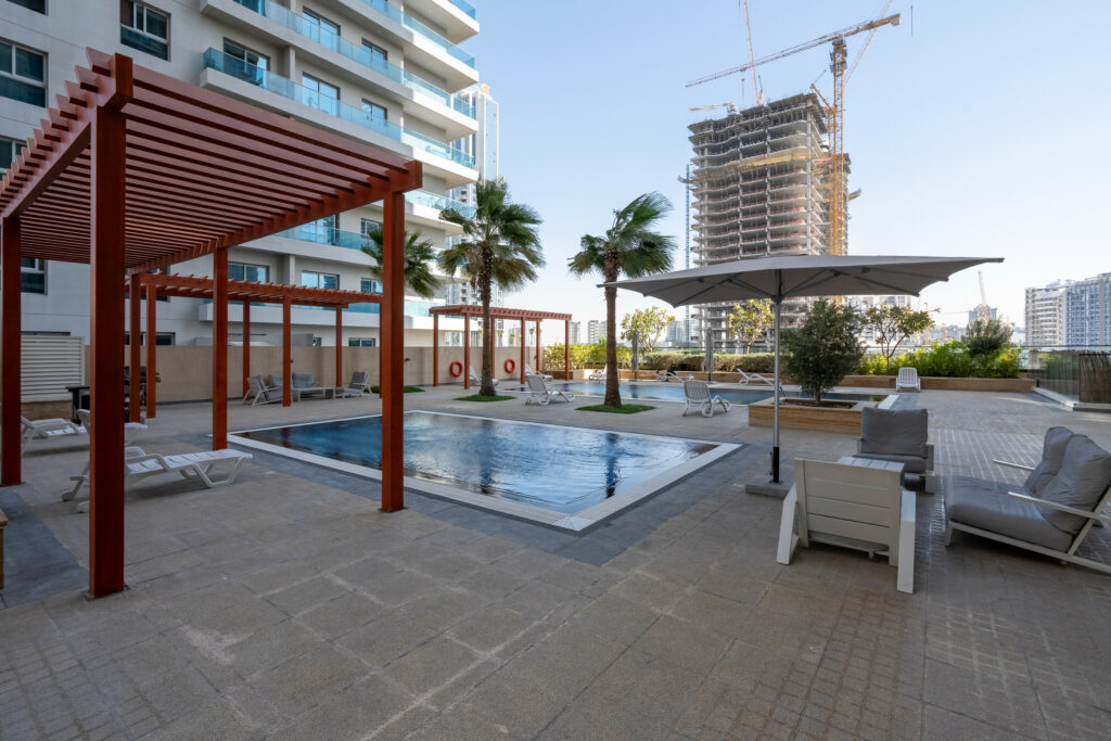 Modern 1-Bedroom | Fully Furnished | Near Park