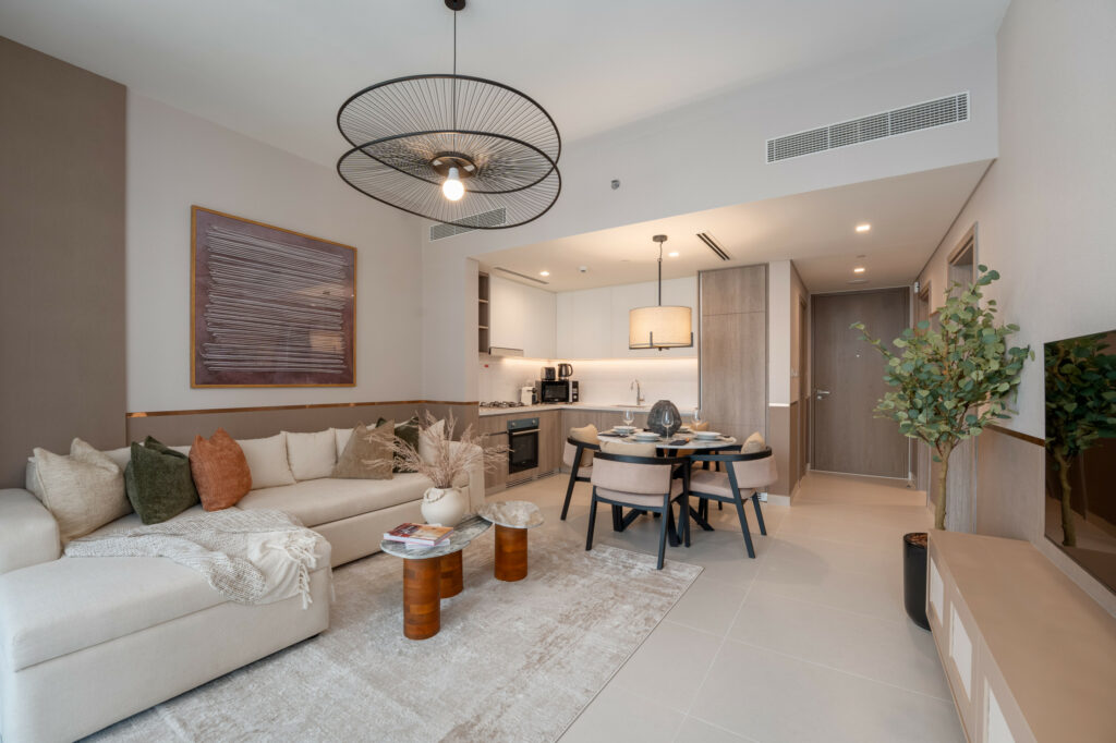 New Luxury Stay | Charming Marina and Pool Views