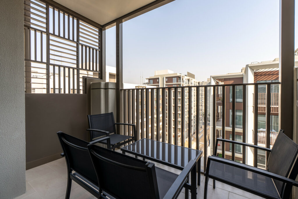 Creek Beach Living | Bright and Contemporary 2BR