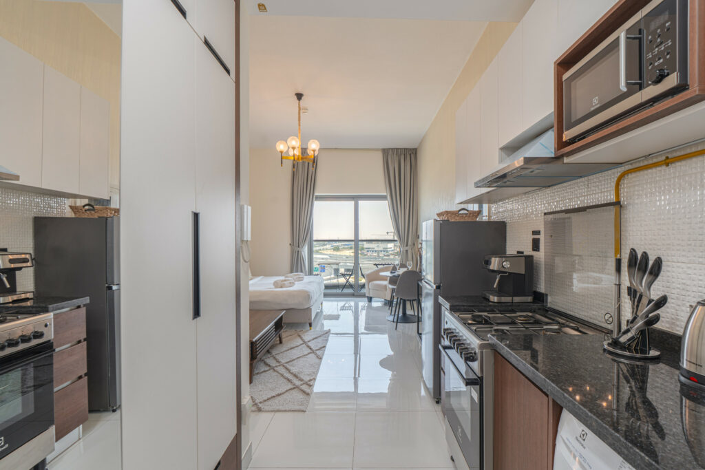 Peaceful Living | Connected to Wavez Avenue Mall