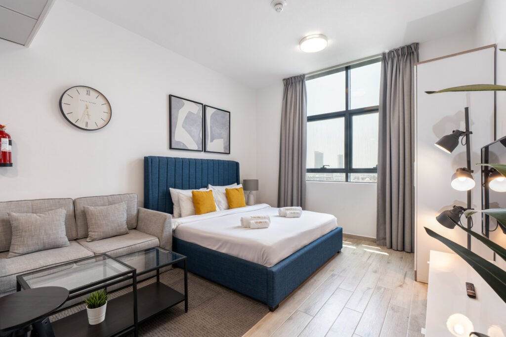 Contemporary | Fully Equipped | Spacious