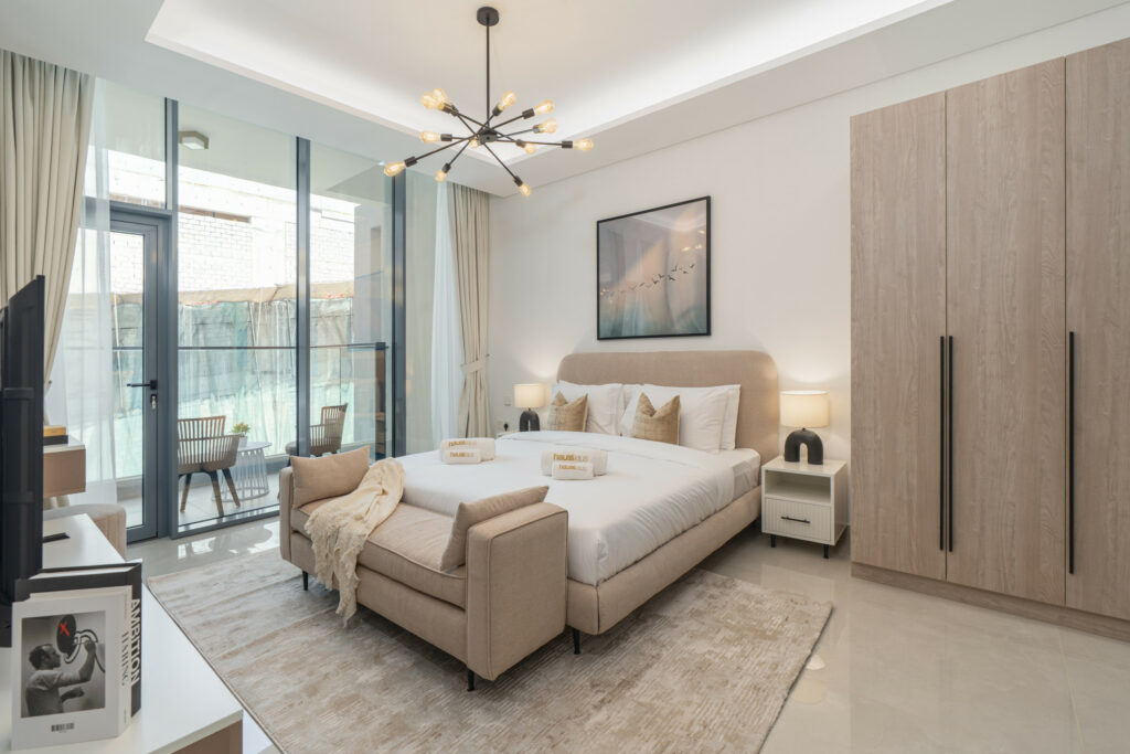 New Studio | Few Steps to Circle Mall | Pool View