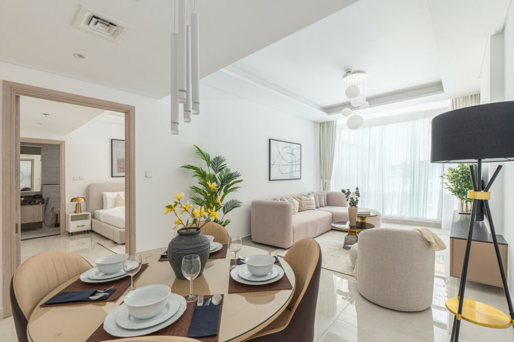 Brand New | Pool View | Near Circle Mall