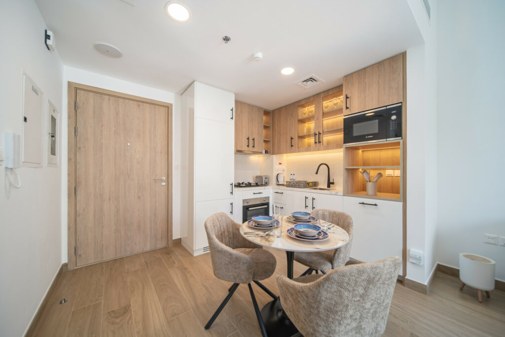 Modern & Bright | Great Facilities | Near Park