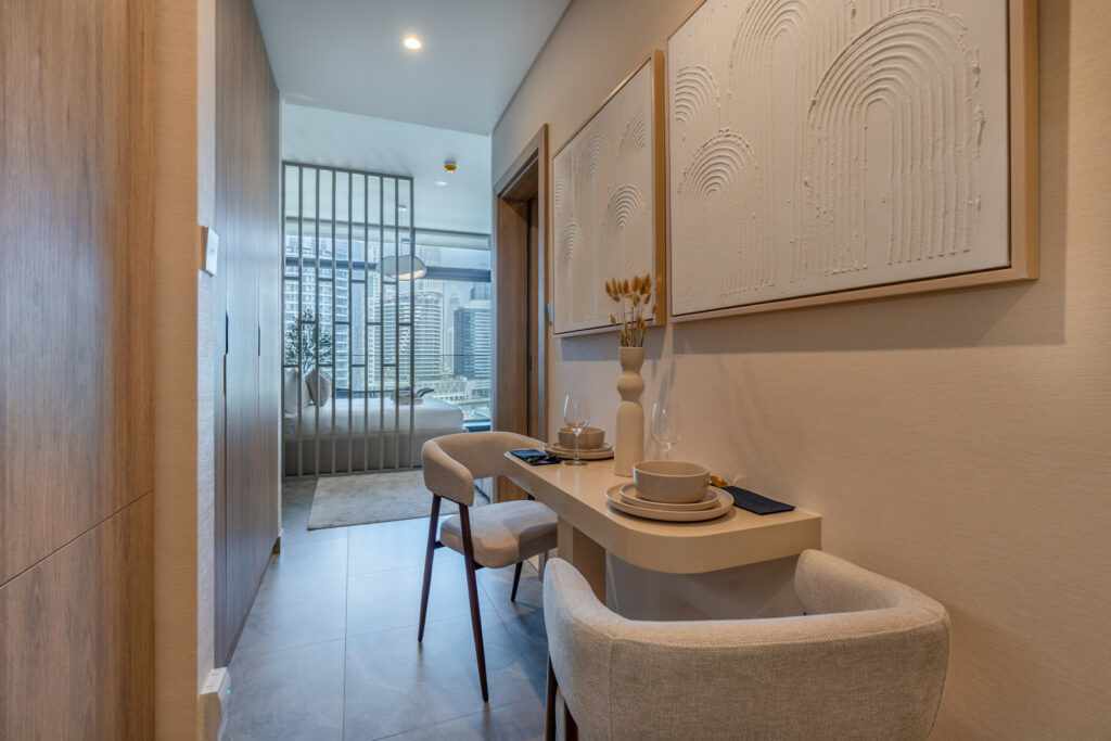 Modern Studio | Canal Promenade | Prime Location