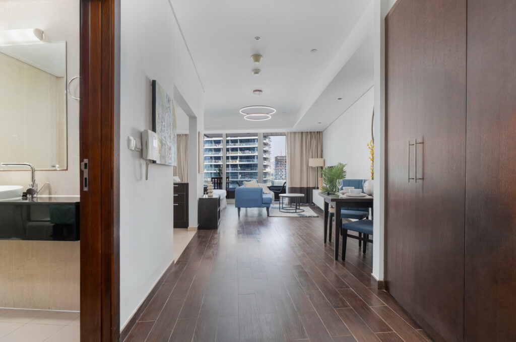 Spacious Studio | Large Balcony | Lake View