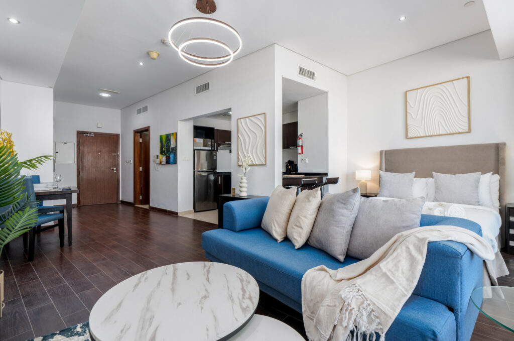 Spacious Studio | Large Balcony | Lake View