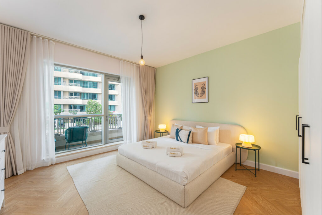 City Charm | Stunning Burj Khalifa Backdrop