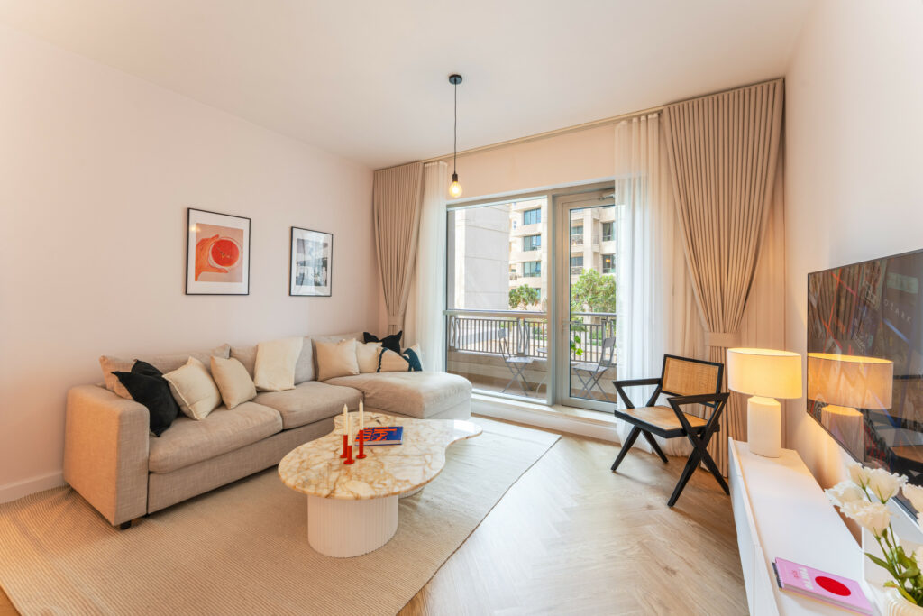 City Charm | Stunning Burj Khalifa Backdrop