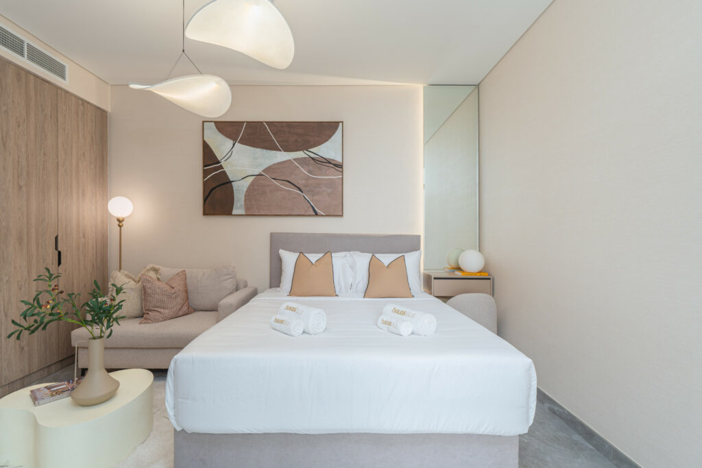 Charming Canal View | Stylish Brand-New Studio