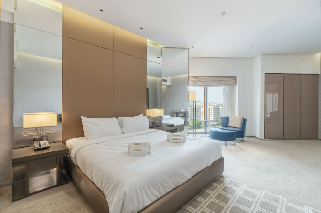 Modern Studio Stay | Multiple Units | Creek Park