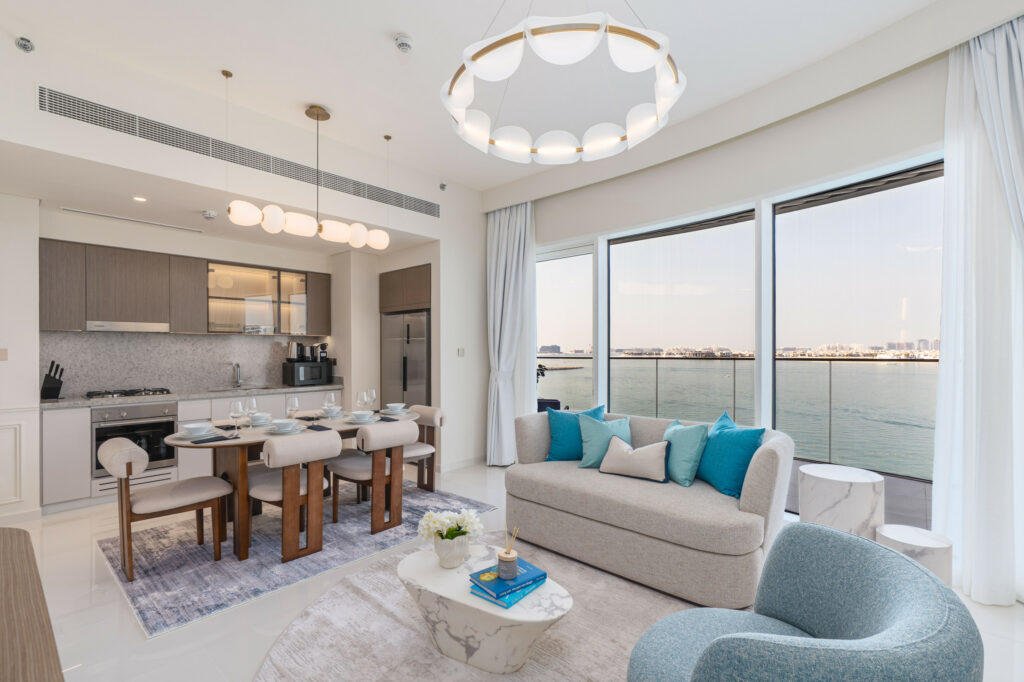 Luxurious 2BR | Breathtaking Sea and Beach View