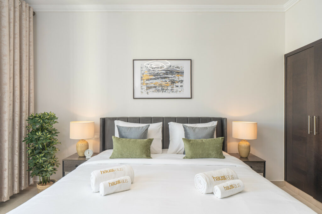 Upgraded 1 Bedroom | Marina View | Coastal Living