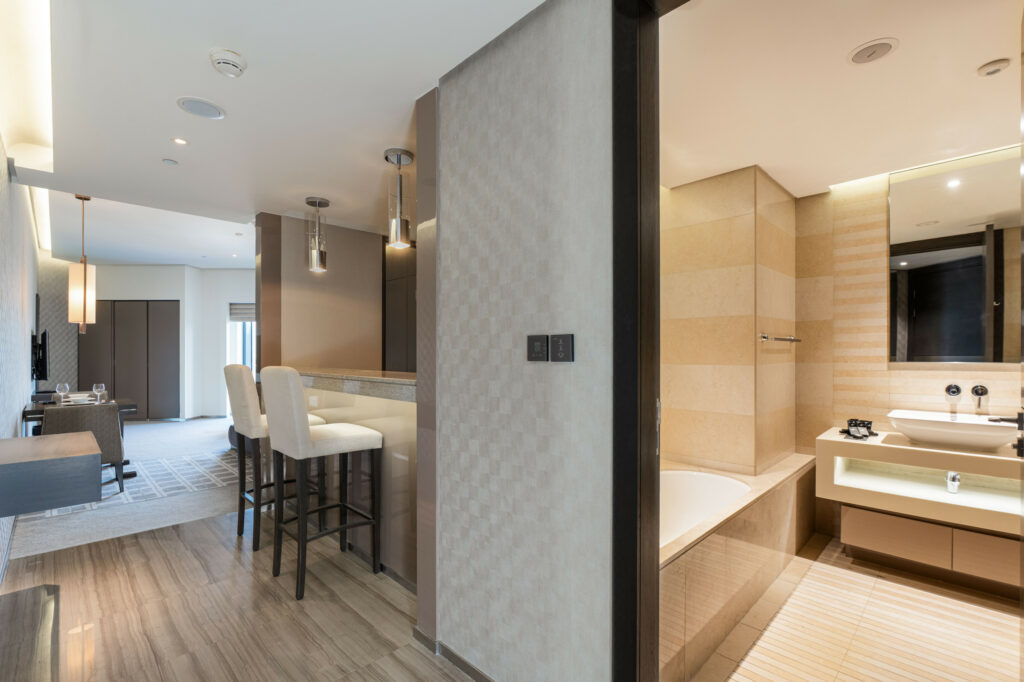 Bright Studio | Hotel Amenities | Near Creek Park