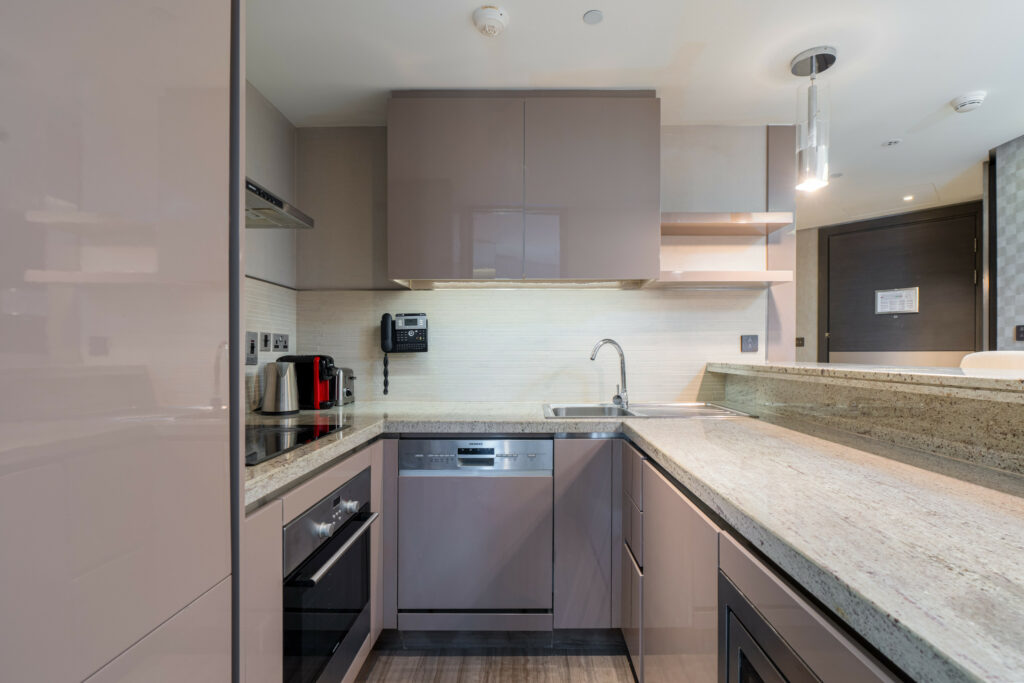 Bright Studio | Hotel Amenities | Near Creek Park