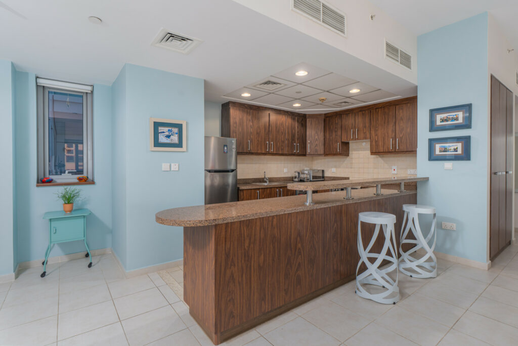 Unique Spacious Studio | Near to Mall | Business Hub