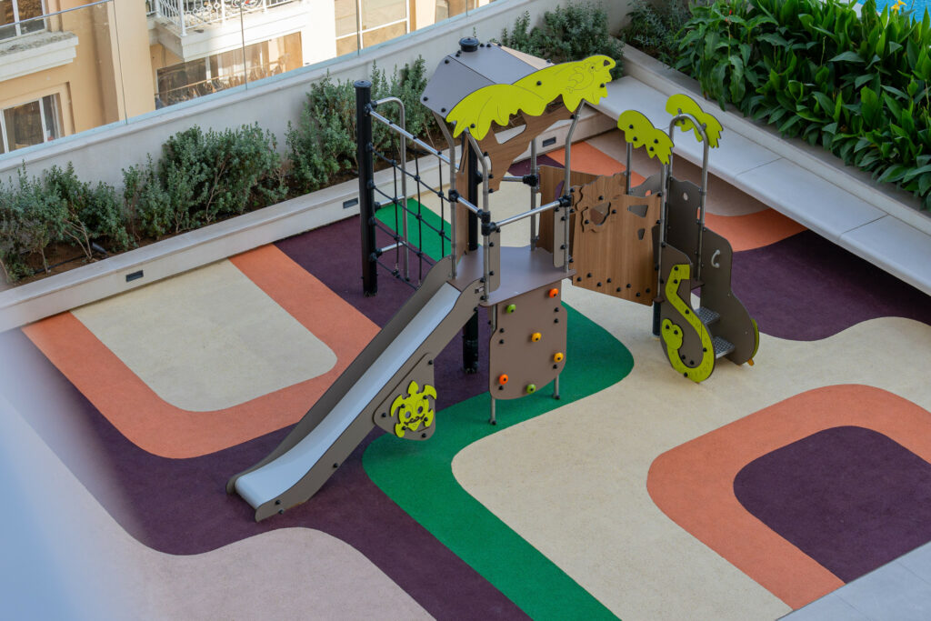 Brand New | Lovely Pool View | Smart Home