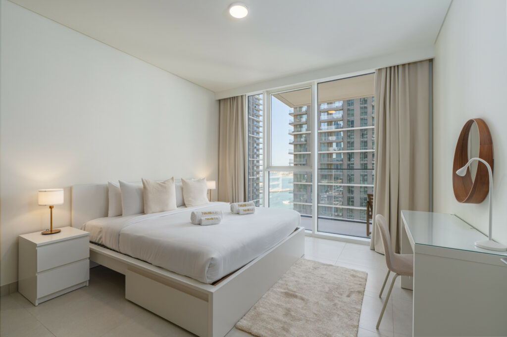 Sea and Atlantis View | Direct Beach Access | 1BR